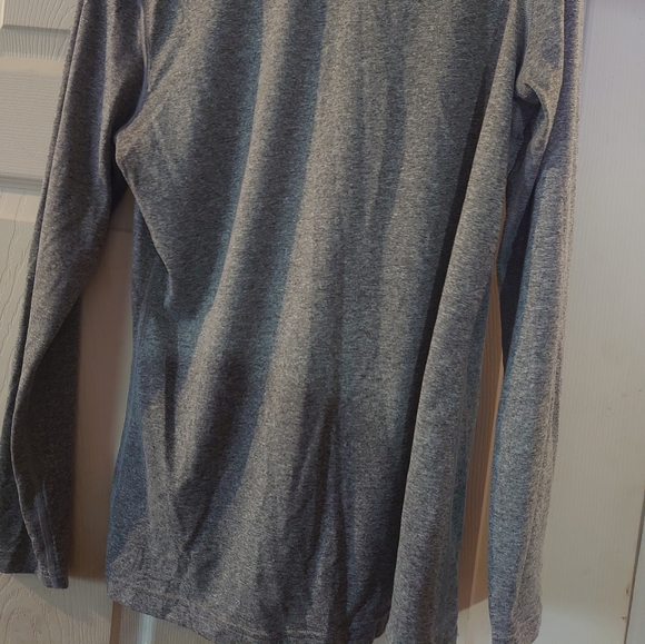 NWOT Nike women's Large Dri fit grey longsleeve. - Picture 7 of 7